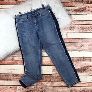 Blank nyc girlfriend crop jeans frayed sides‎